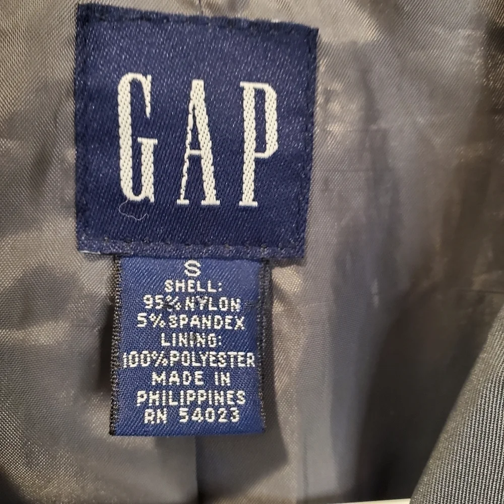 Gap gray long trench to gray coat size S